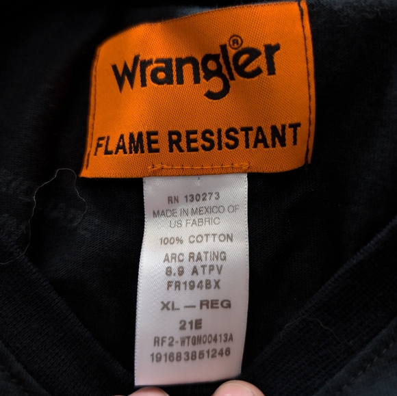 Men's Wrangler flame resistant long sleeve - Picture 2 of 2